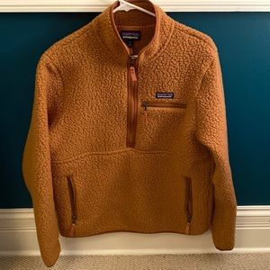 Patagonia Women's quarter-zip pullover Size M